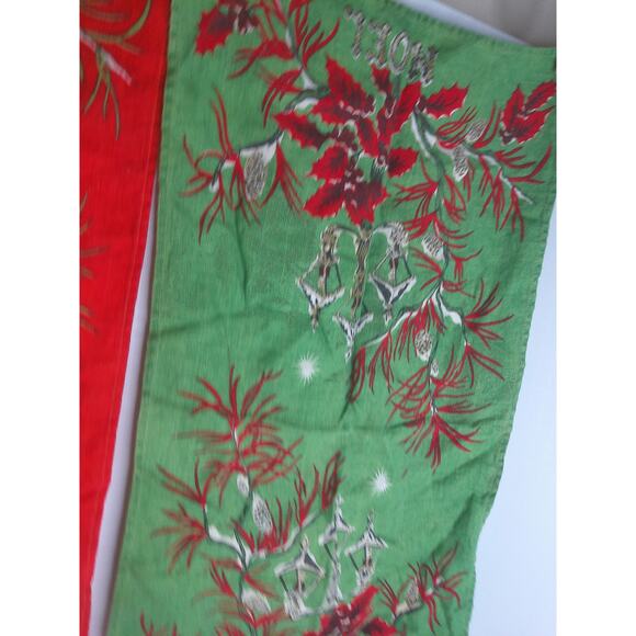 Vintage Noel Tea Towels Set of 2 - Picture 3 of 6